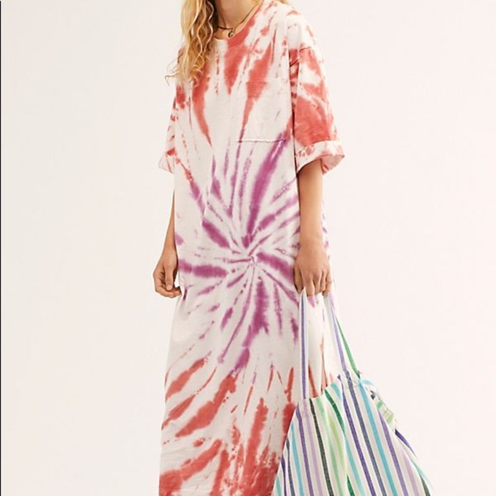ISO!!!! CAMILLA SHIRT DRESS FP SIZE XS